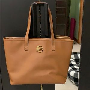 Michael Kors tote
